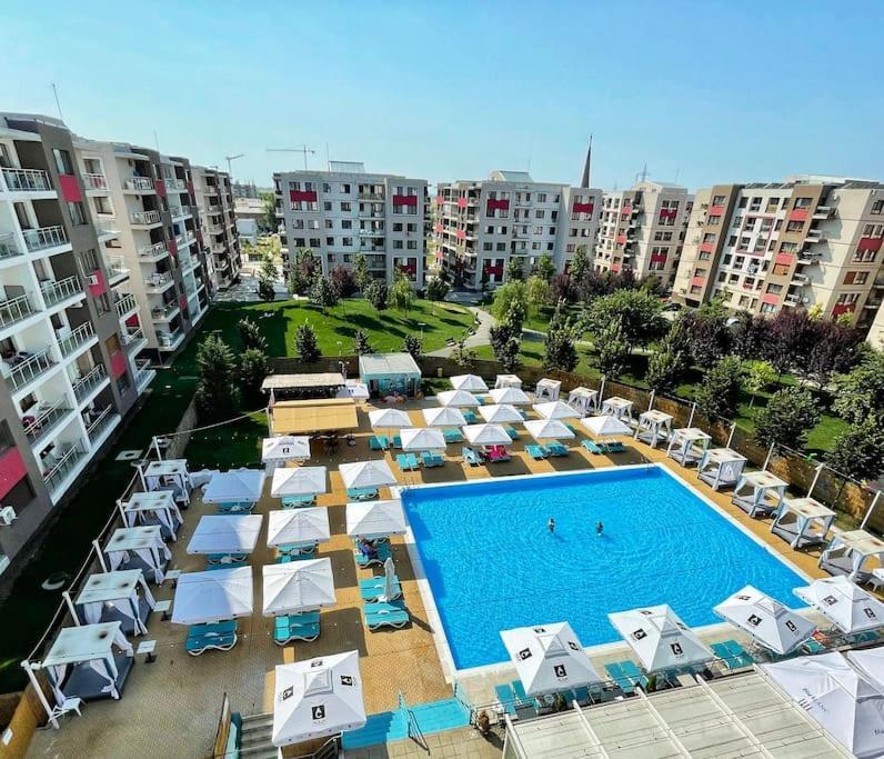 Apartment Solar 50, Private Parking, 2 Bedroom Bucharest Exterior photo